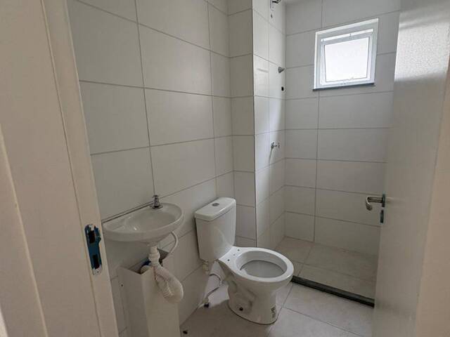 Apartamento para Locação em Feira de Santana - 5